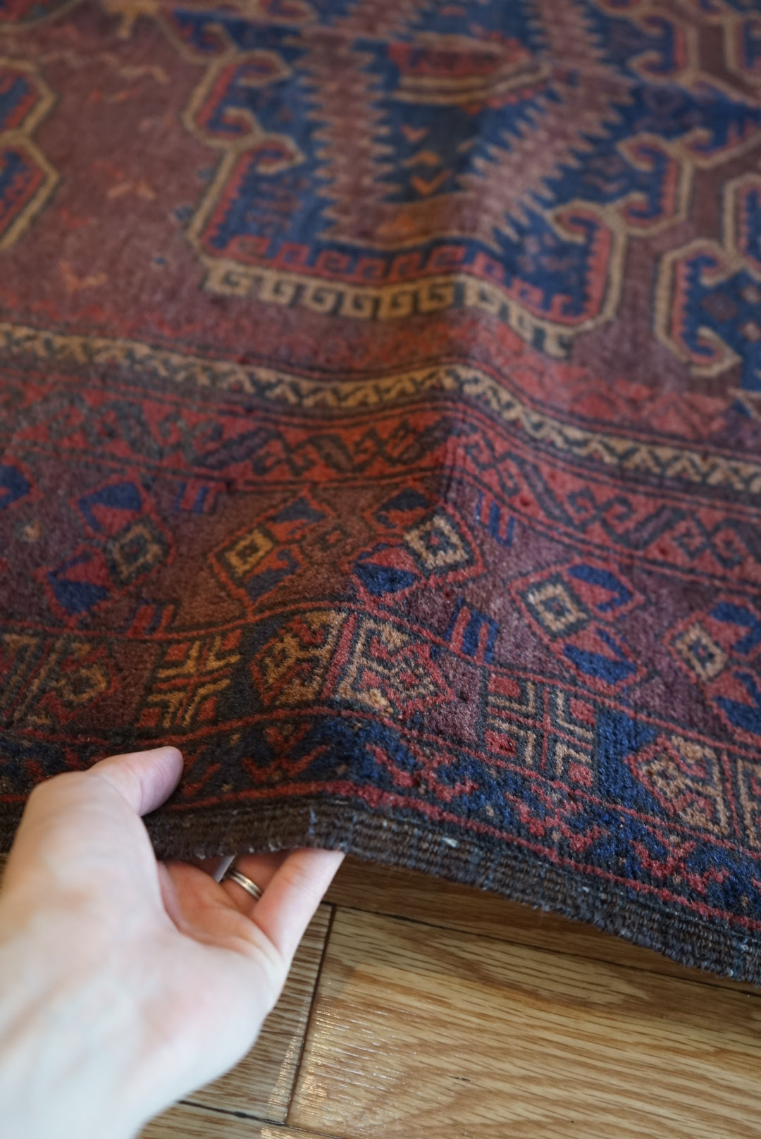 Afghanistan Old Baluch DarkBrown 1975年代 213 × 123.5 cm No.AF2527