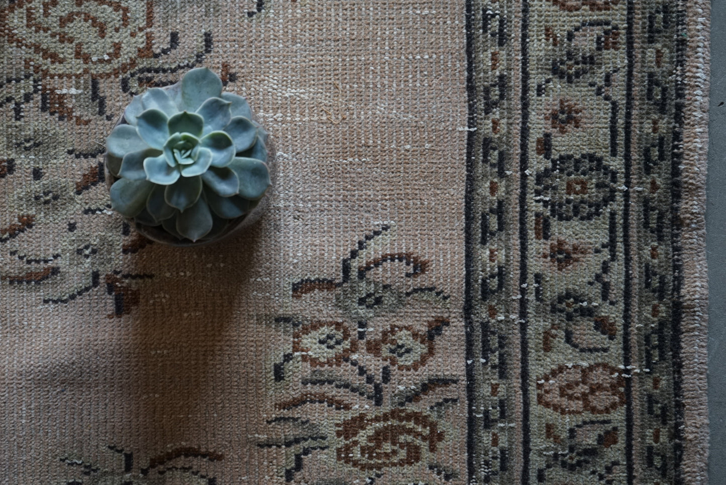 Türkiye Old Isparta Floral Rich Color Beige, Olive 1970年代 195 × 113 cm No.TR25259