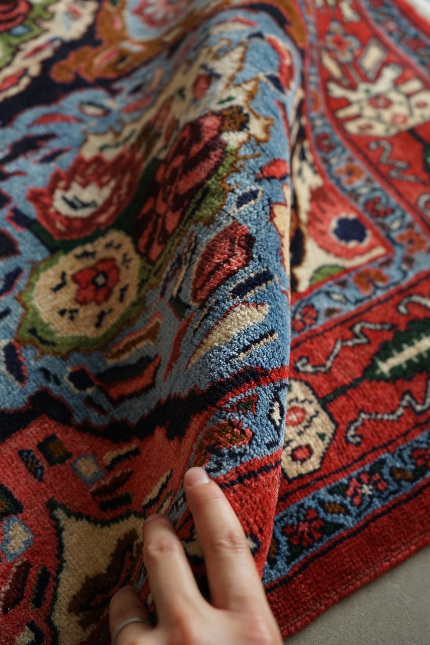 IRAN ANTIQUE BIJAR SANANDAJI MILZA ALI 1920年代 150 × 127 cm