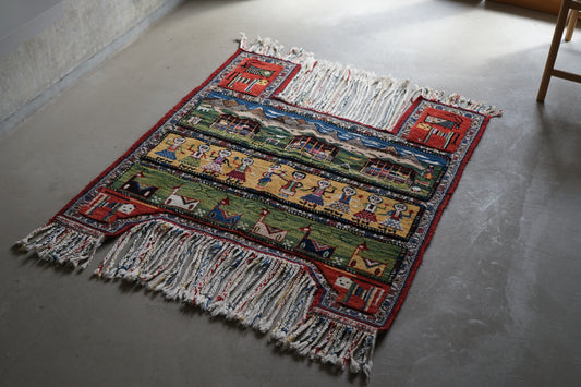 店頭販売 IRAN OLD SHIRAZ QASHQAI "STORY OF QASHQAI" 1950年代 145 × 102 cm