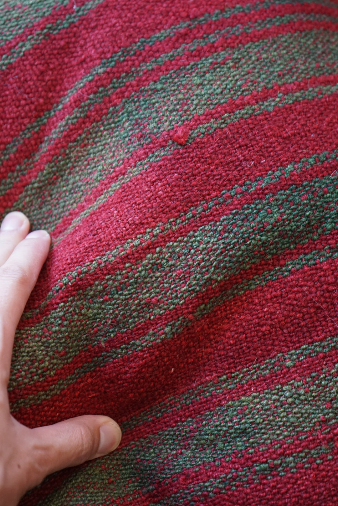 Türkiye Old Kilim Cushion Cover Green , Red Stripe Design 50 × 50 cm No.TR25556 / 送料無料・羊毛手織りキリム