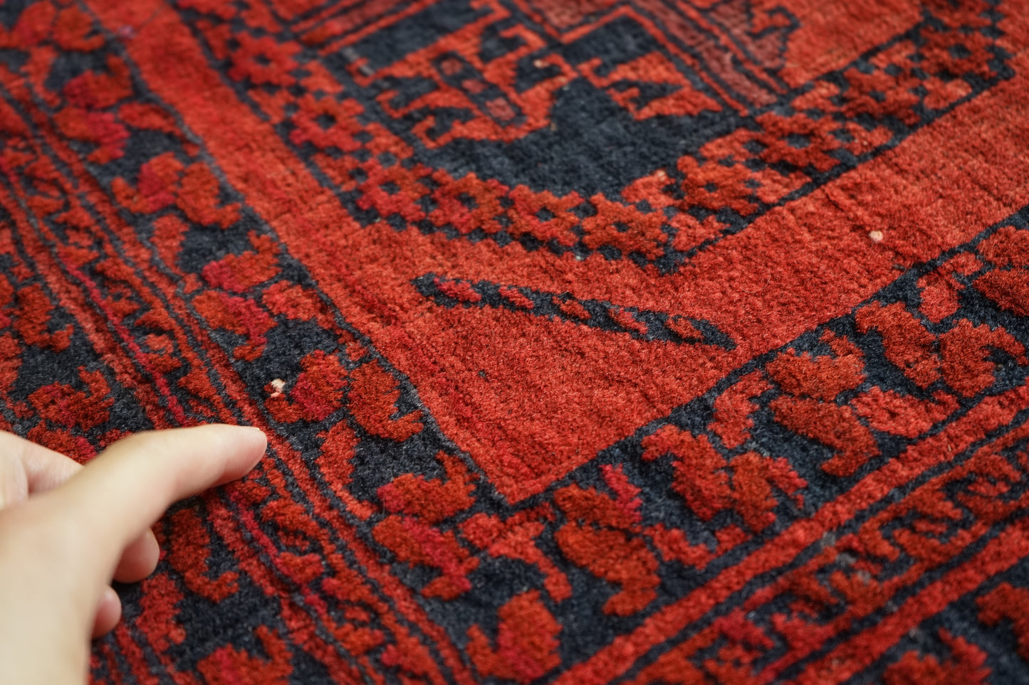 AFGHANISTAN OLD TURKMEN ELEPHANT FOOT 1970年代 112 × 75 cm No.AF2515