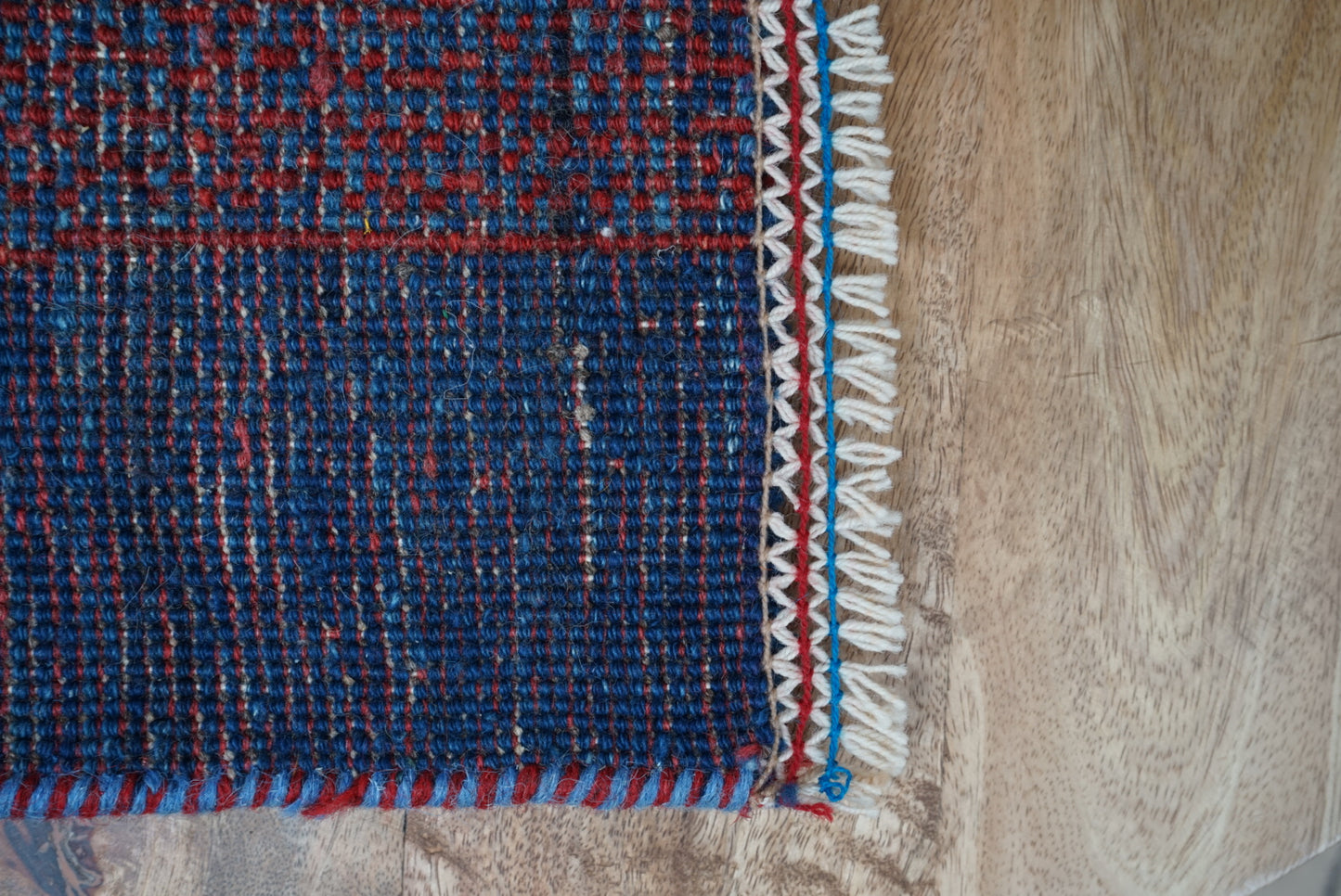 IRAN OLD SHIRAZ QASHQAI GABBEH 1930-1950年代
22 × 19 cm