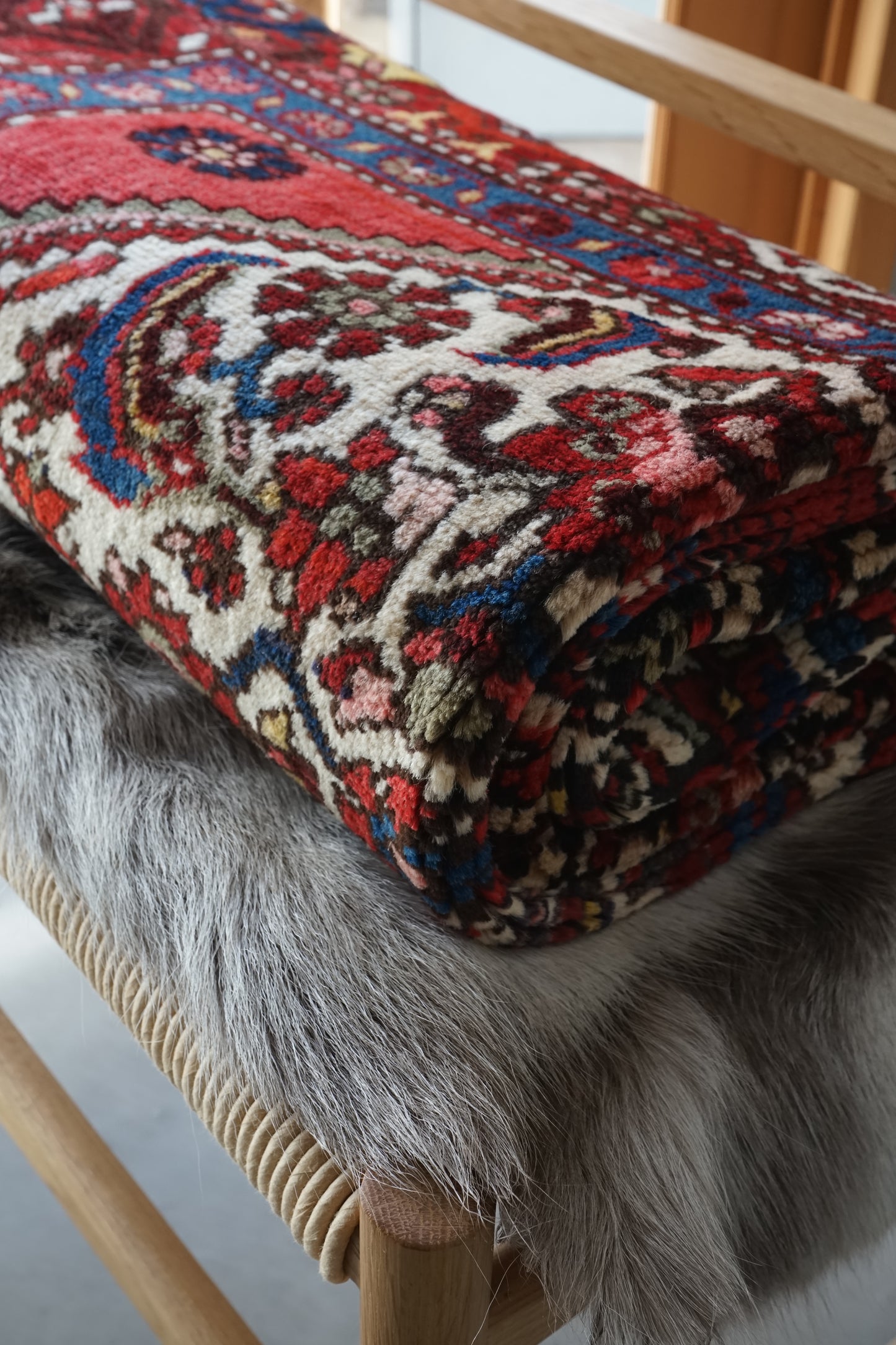 店頭販売 IRAN ANTIQUE RUDBAR
1880年代 150 × 101.5 cm / 4'9" × 3'3" ft