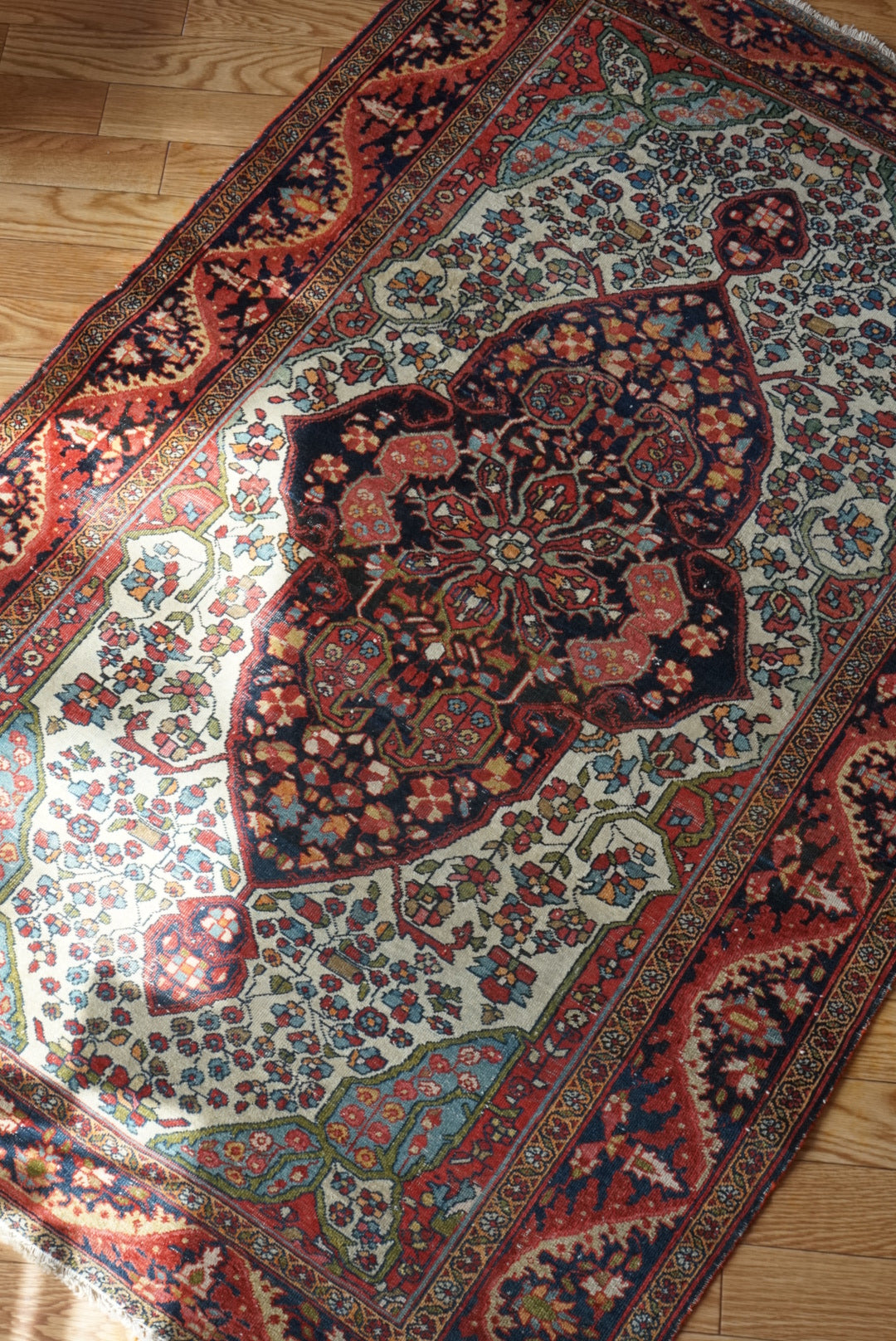 店頭販売 Türkiye Old Kemaliye Flower Medallion 1930年代 186 × 108 cm No.TR25457
