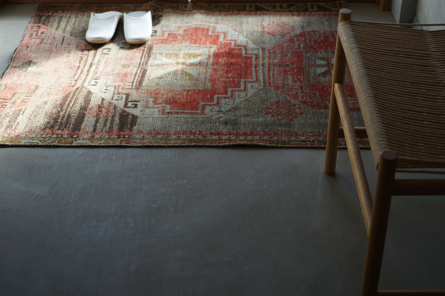 TURKEY VINTAGE SMALL RUG ANATORIA 114 × 94 cm No.TR25186