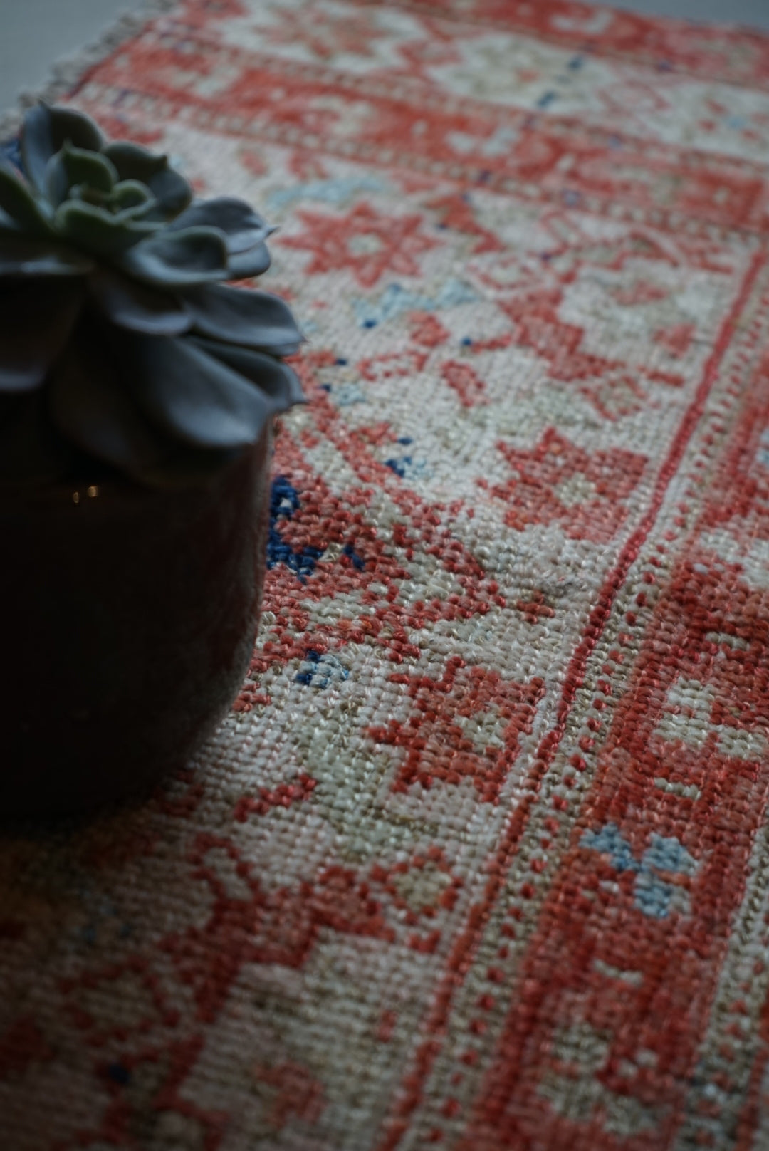 Türkiye Old Oushak Red Small size 1970年代 96.5 × 44 cm No.TR25241