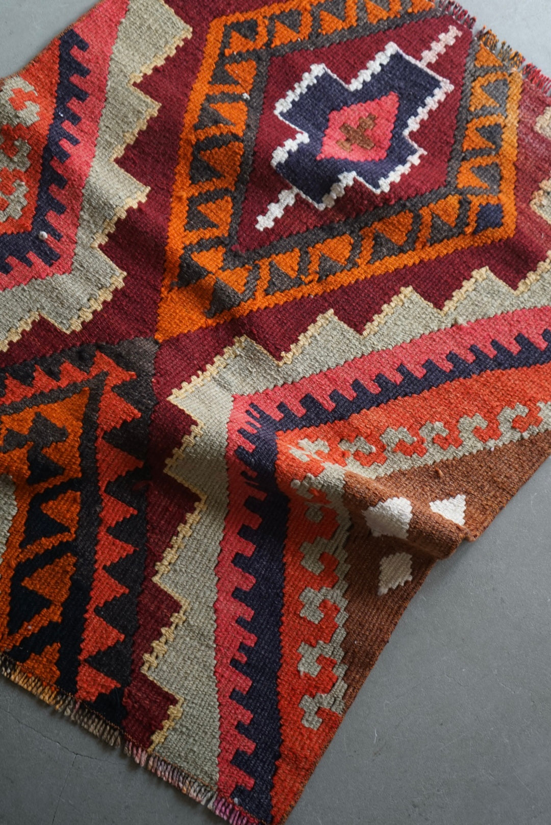 Türkiye Old Kilim Mix Color 98 × 79 cm No.TR25308