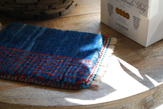 IRAN OLD SHIRAZ QASHQAI GABBEH 1930-1950年代
22 × 19 cm