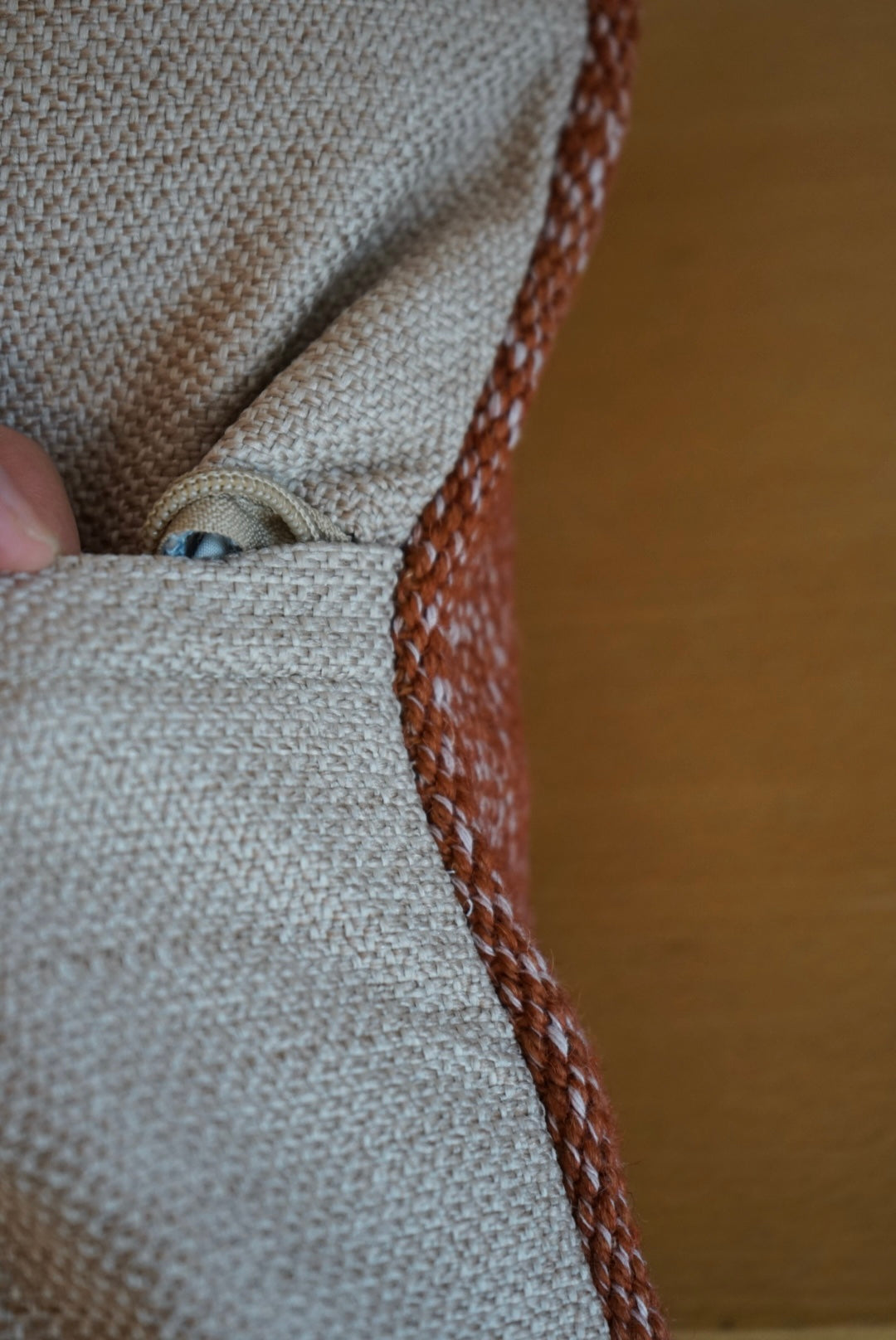 Türkiye Old Kilim Cushion Cover Brick Red 44 × 44 cm No.TR25571 / 送料無料・羊毛手織りキリム
