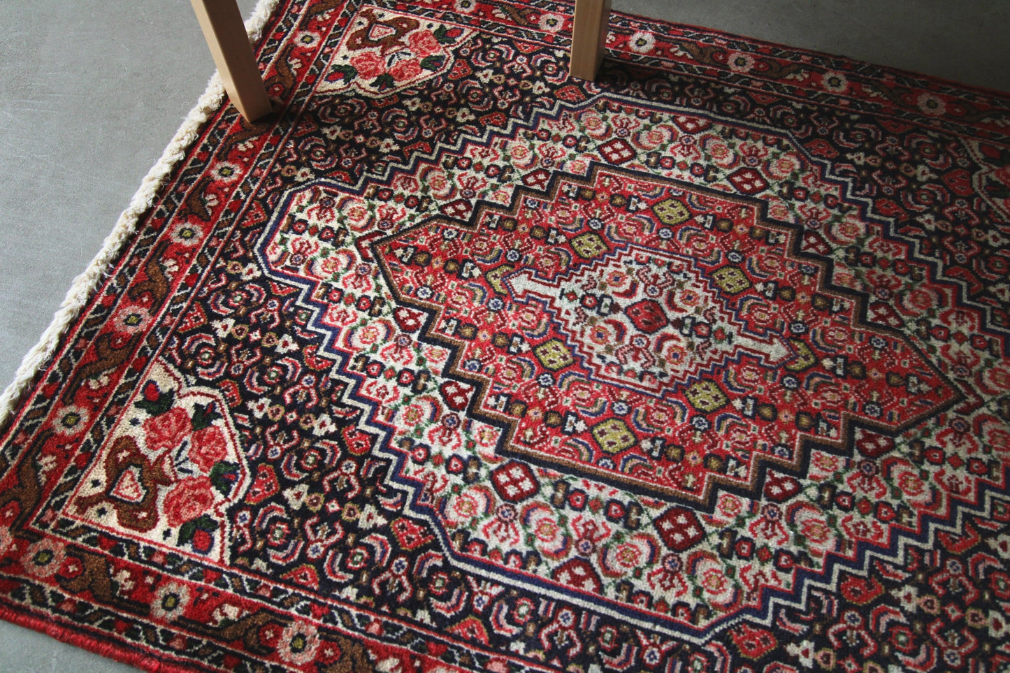 IRAN OLD SANANDAJI RIZ MAHI 1960年代 96 × 75 cm