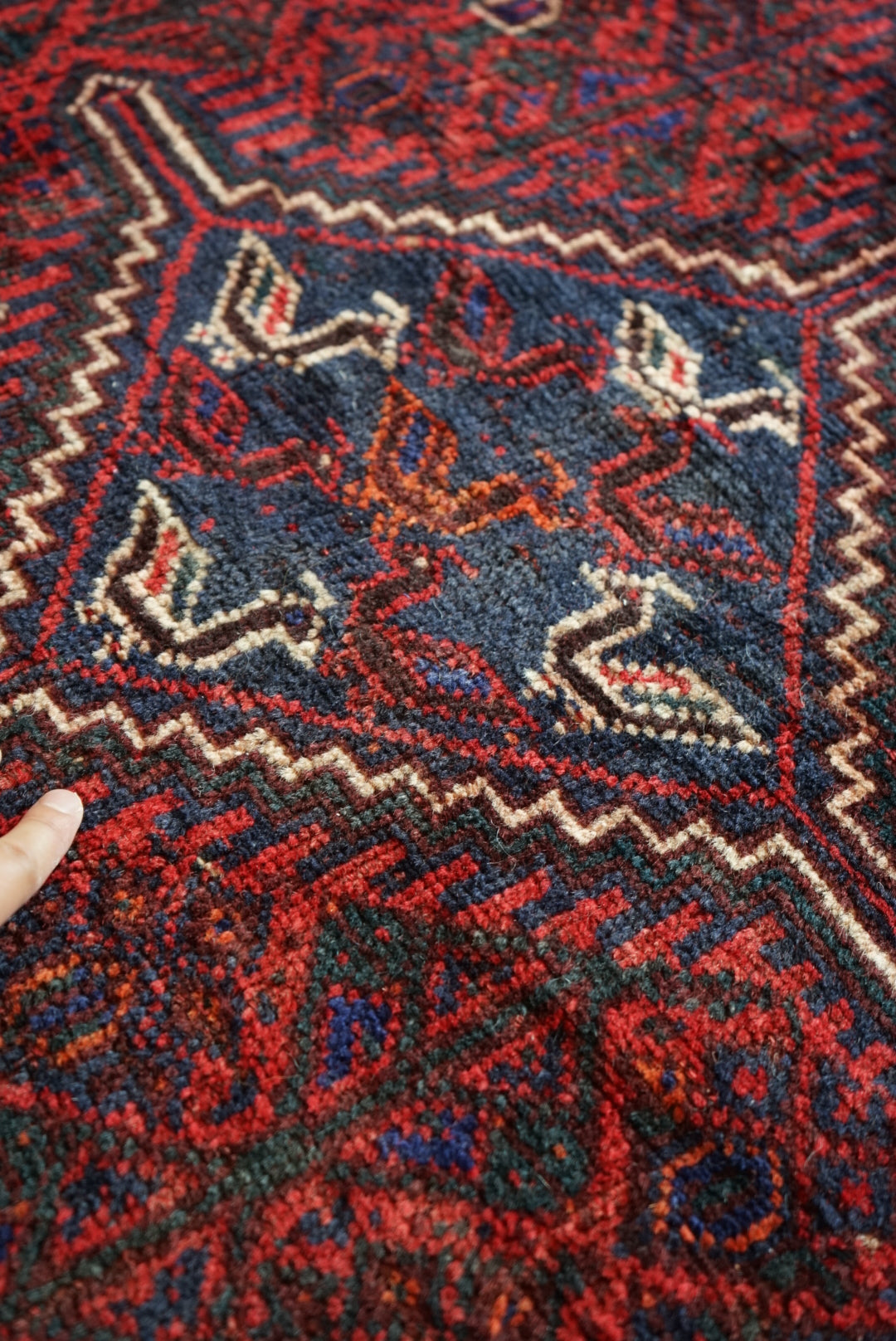 店頭販売 IRAN ANTIQUE SHIRAZ KHAMSEH RUNNER 1920年代 284 × 98 cm / 9'3" × 3'2" ft