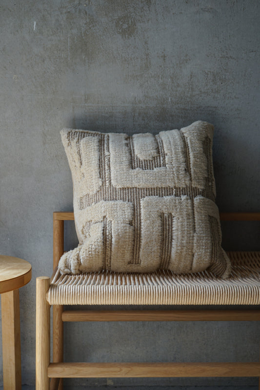 店頭販売 ORIGINAL IRAN QASHQAI KILIM CUSHION COVER " QANAT " 40 × 40 cm