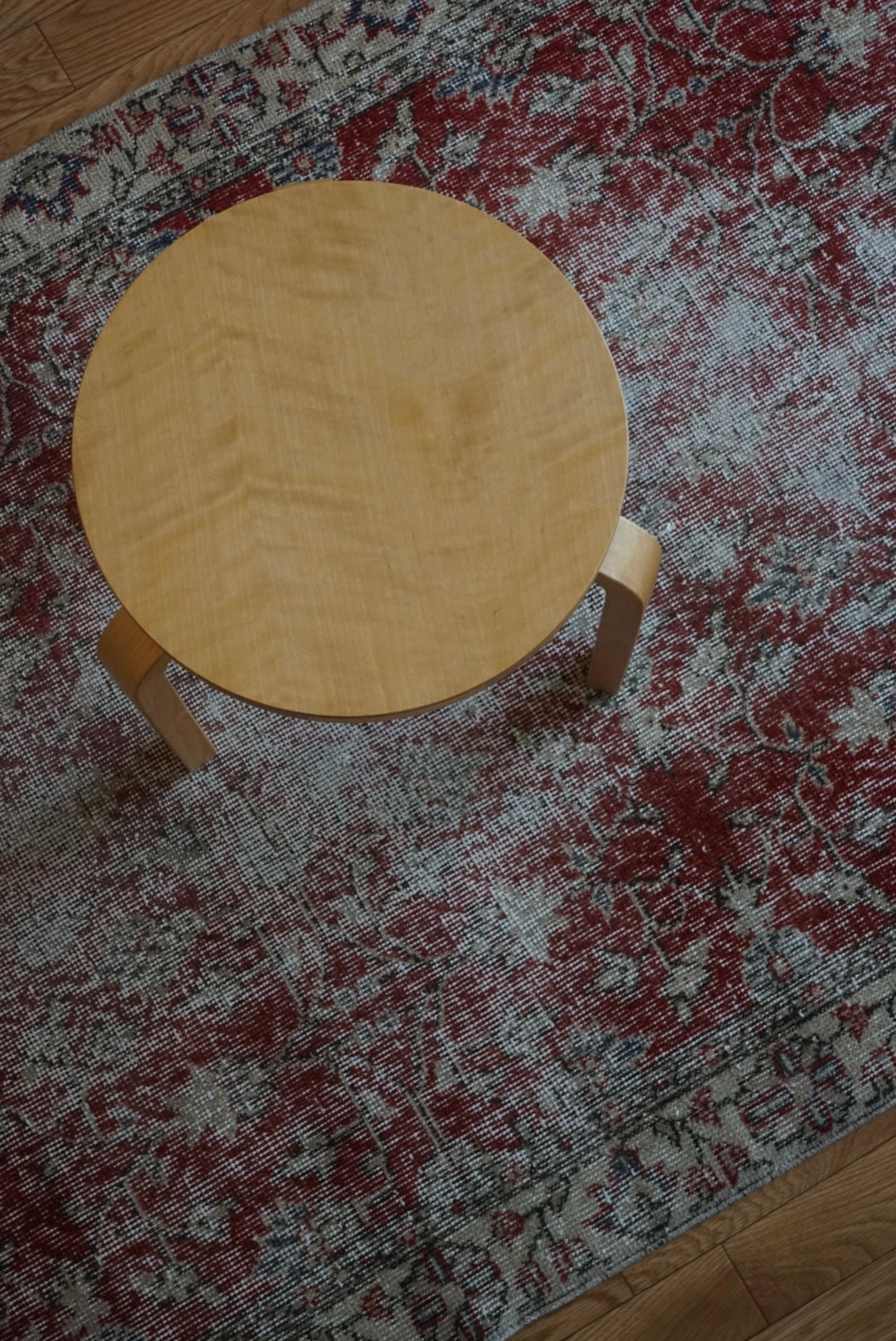 Türkiye Old Isparta Red Floral 1970年代 195 × 107.5 cm No.TR25447 / 国内送料無料