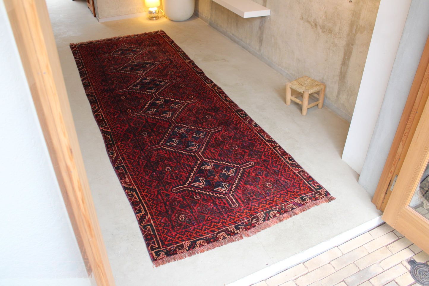 店頭販売 IRAN ANTIQUE SHIRAZ KHAMSEH RUNNER 1920年代 284 × 98 cm / 9'3" × 3'2" ft
