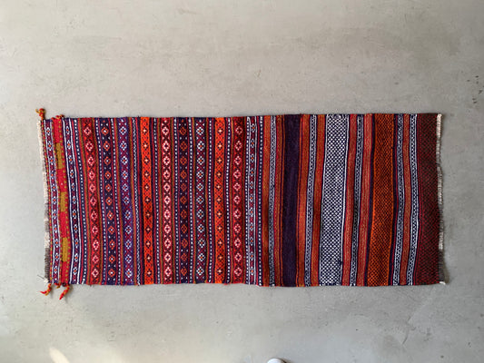 IRAN ANTIQUE SHIRAZ QASHQAI KILIM 1940年代 152.5×66.5cm