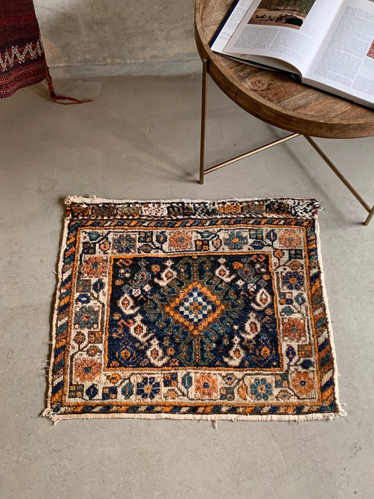 IRAN ANTIQUE SHIRAZ QASHQAI NEYRIZLTS 1900年代 71×66.5cm