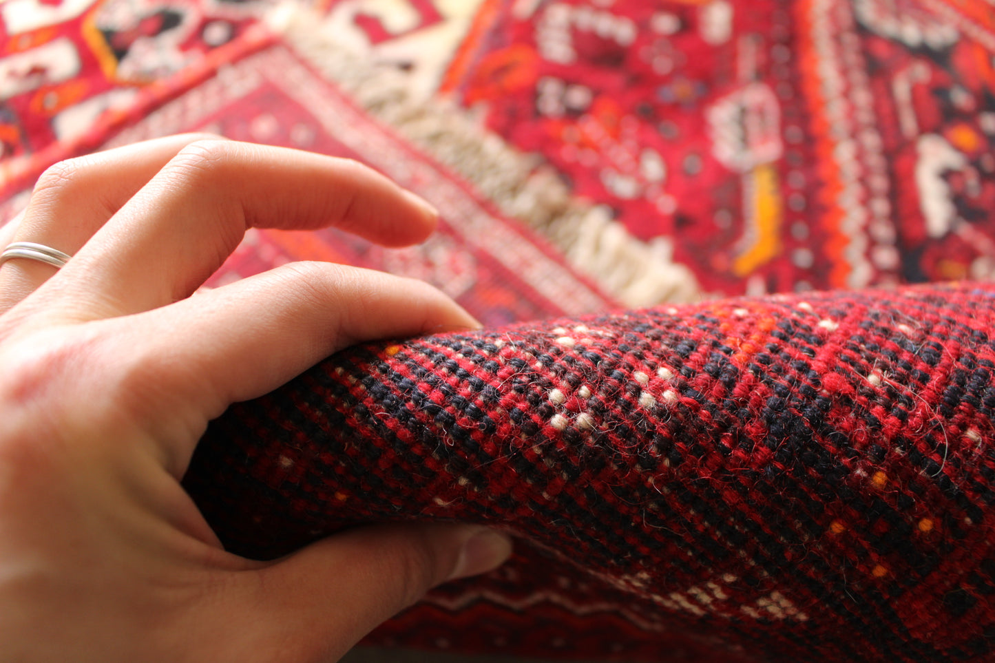 IRAN ANTIQUE SHIRAZ QASHQAI
HASSAN ABAD 1910年代 166×112cm