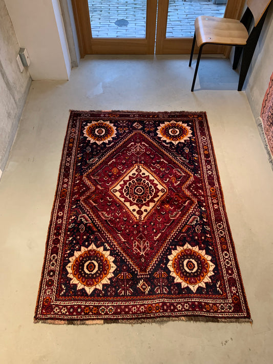 IRAN ANTIQUE SHIRAZ QASHQAI HASSAN ABAD 1880年代 161 × 115 cm