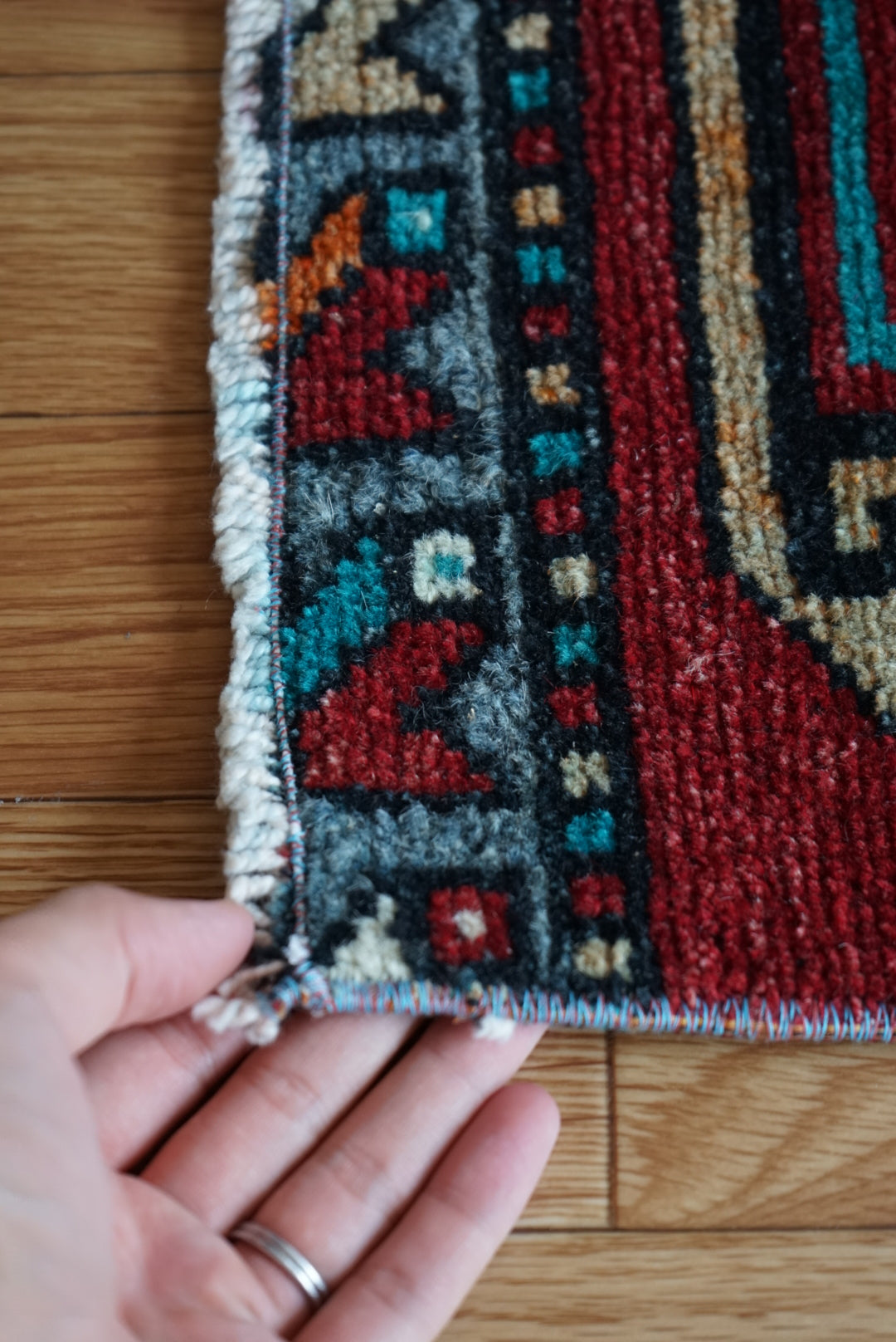 Türkiye Old Oushak Red , Turquoise Runner 1970年代 103 × 36 cm No.TR25542 / 国内送料無料・羊毛手織り絨毯