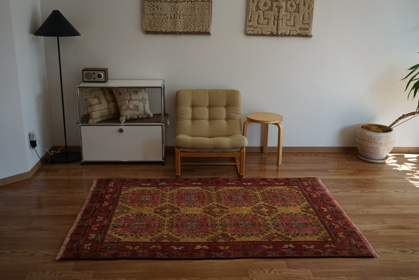 Afghanistan Old Turkmen Yellow Mustard 1950年代 188 × 123 cm No.AF2520
