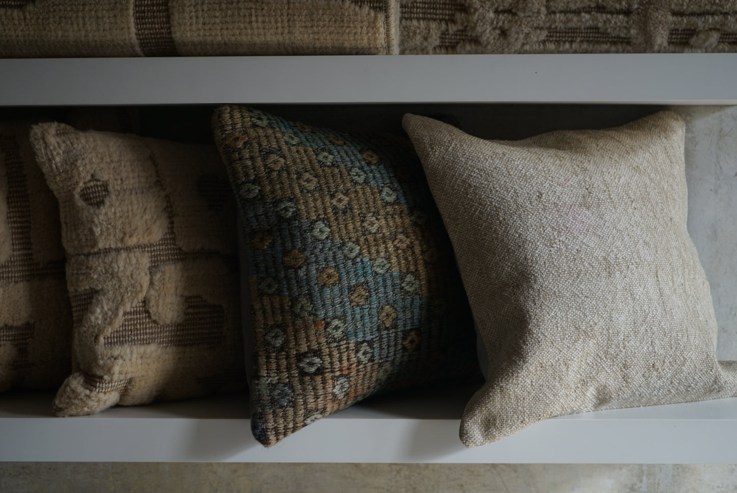 Türkiye Old Kilim Cushion Cover Ivory 40 × 40 cm No.TR25344