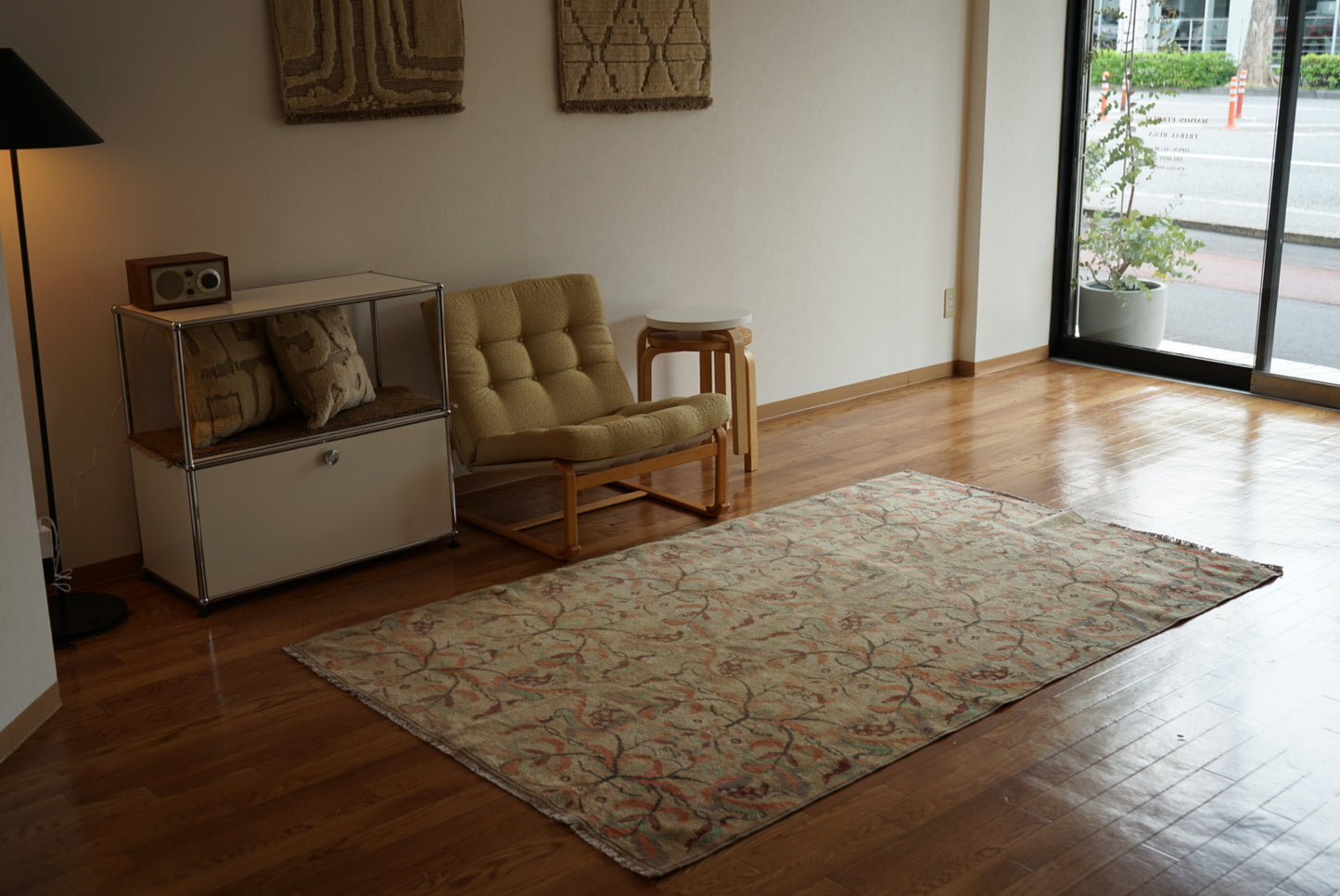 Türkiye Old Isparta Beige Floral 1970年代 218 × 136 cm No.TR25267