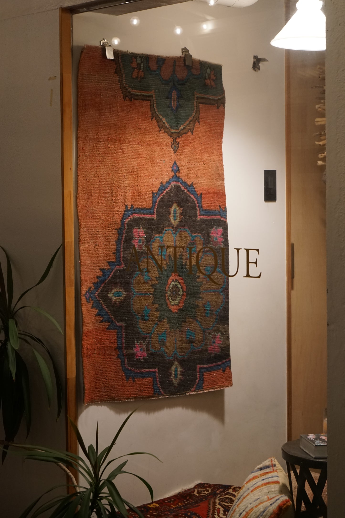 TURKEY OLD RUBY RED FLOWER SMALL SIZE 1970年代 116 × 71 cm No.TR25217