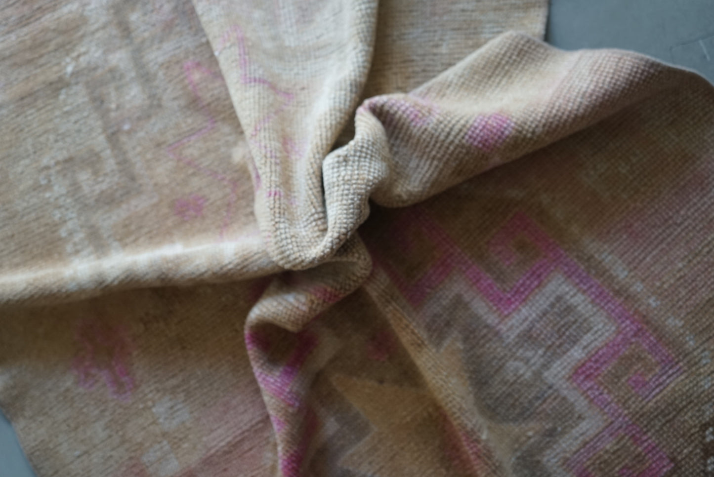 Türkiye Old Oushak Small Size 1970年代 131 × 99 cm No.TR25220