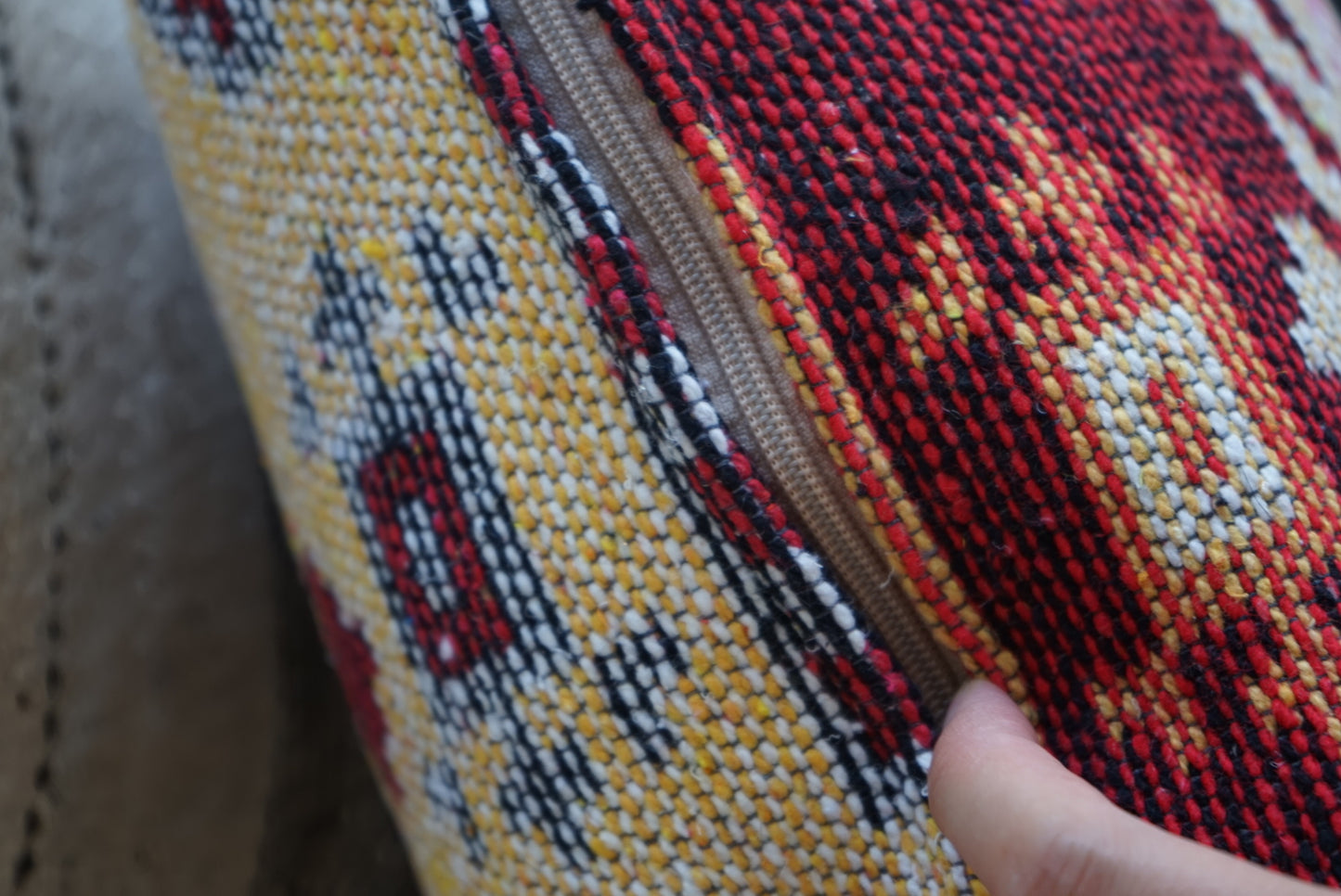 Türkiye Old Kilim Cushion Cover 表 Red / 裏 Yellow 49 × 39 cm No.TR25394