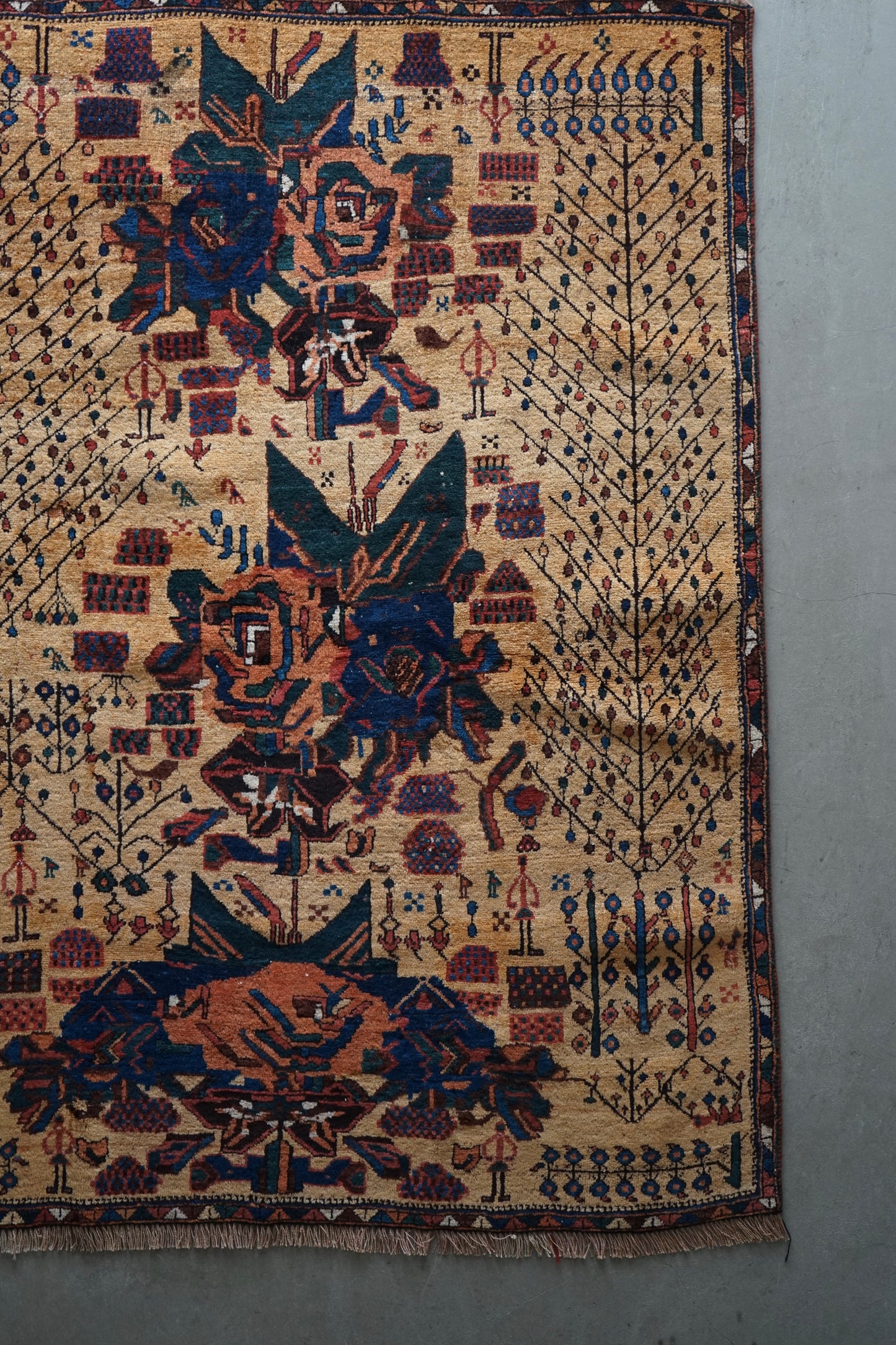 店頭販売 IRAN ANTIQUE QASHQAI SHIRAZ NEYRIZ 1770年代 114 × 129 cm