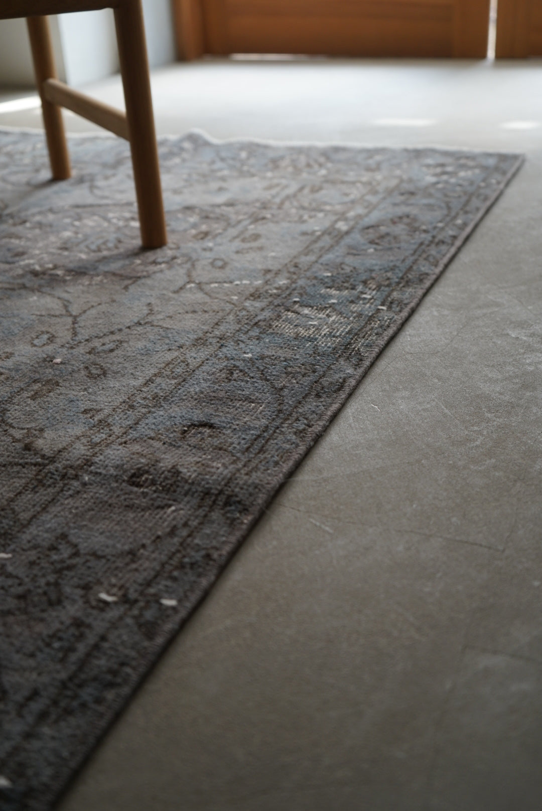 TURKEY OLD CHARCOAL GREY 1970年代 200 × 112 cm No.TR25154