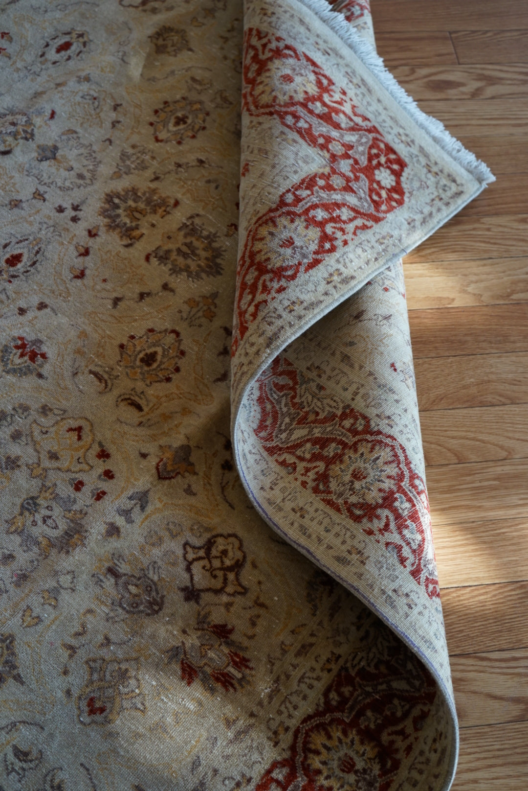 Türkiye Old Anatoria Beige , Red 1960年代 222 × 136 cm No.TR25551 / 国内送料無料・羊毛手織り絨毯