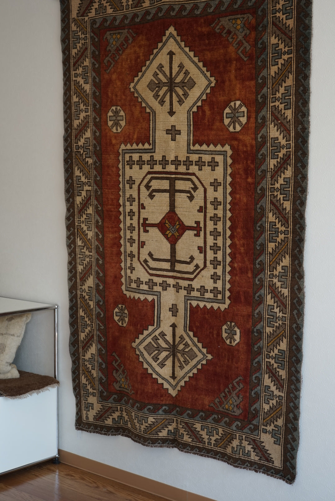 Türkiye Old Eastern Anatolia Orange Medallion 1960年代 194 × 121 cm No.TR25400