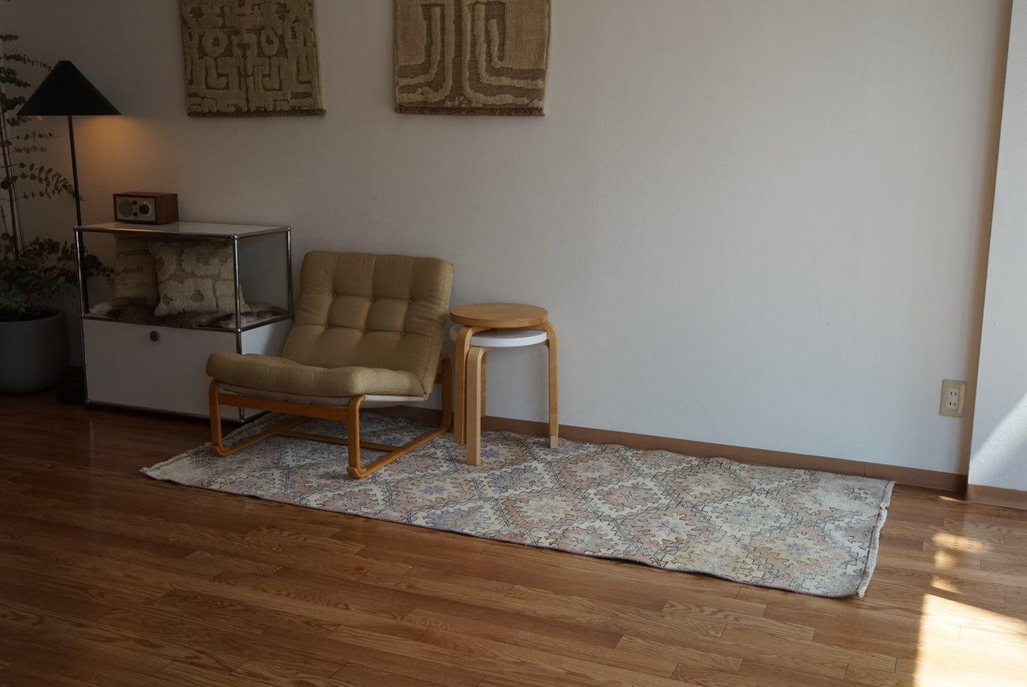 Türkiye Old Isparta Runner Beige , Blue Mix 1970年代 229 × 98 cm No.TR25471