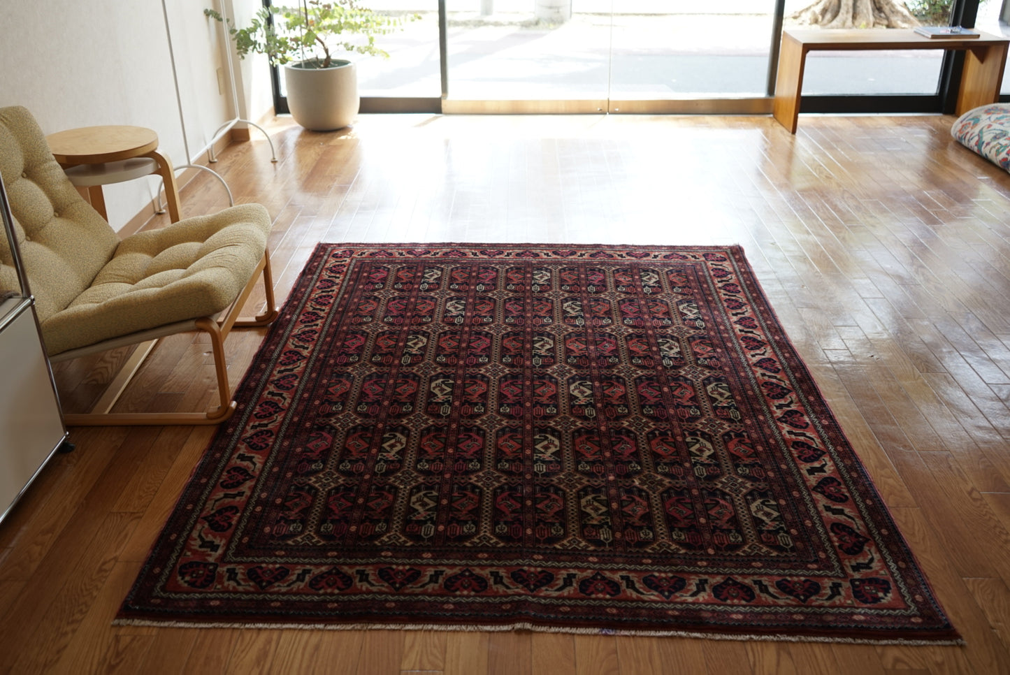 Afghanistan Vintage Turkmen Black , Rose Finequality 1990年代 192 × 151 cm No.AF2522