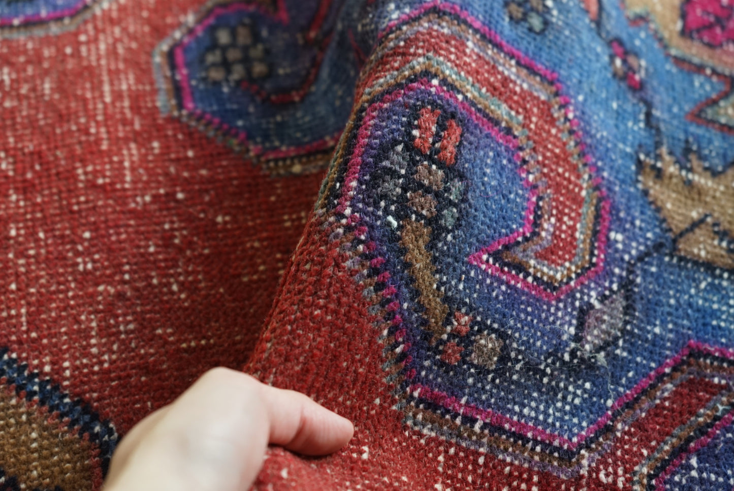 Türkiye Old Oushak Bright Red 110 × 52 cm No.TR25319