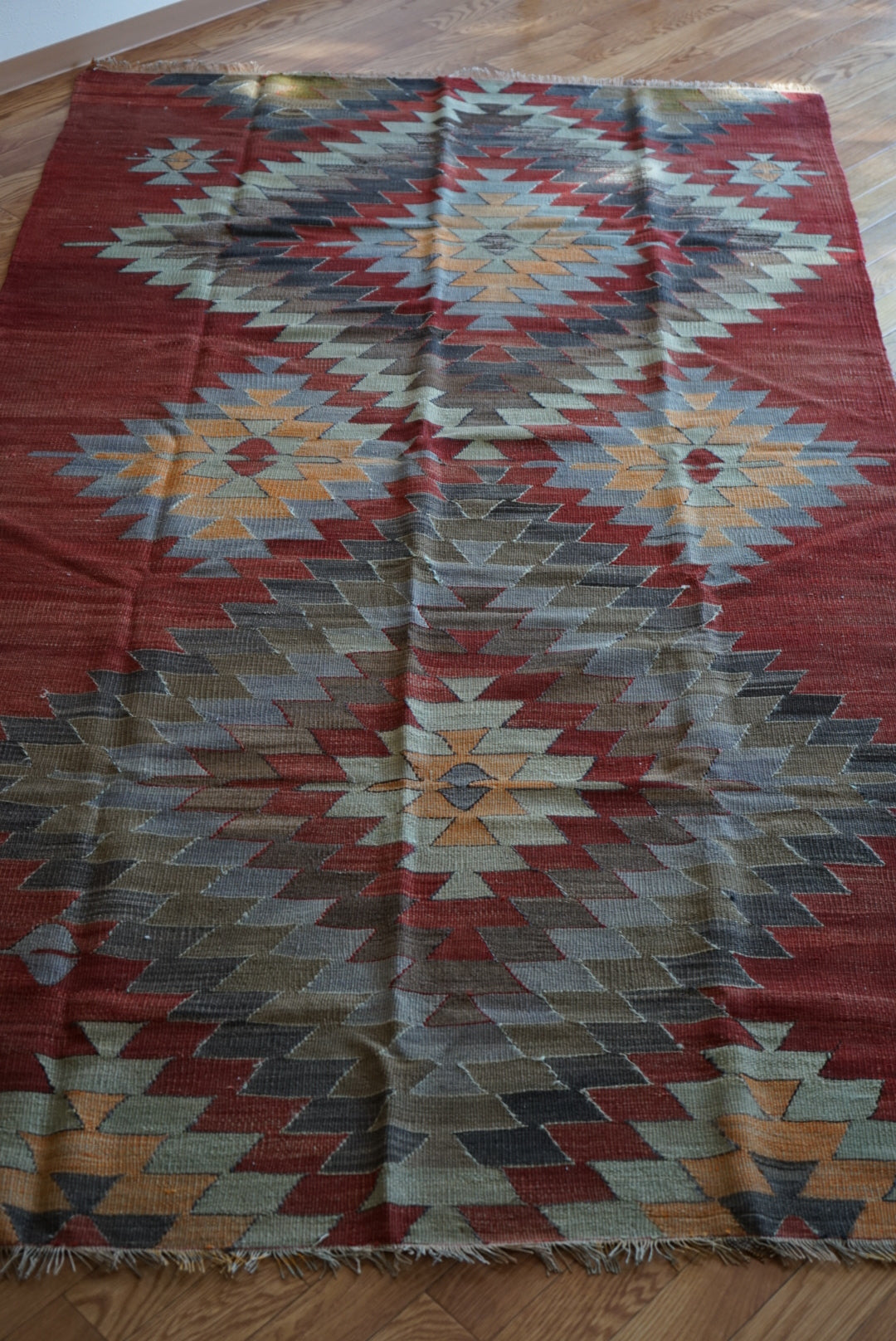 Türkiye Old Kilim Kars Earth Red Tribal Design 1970年代 251 × 137 cm No.TR25547 / 国内送料無料・羊毛手織りキリム