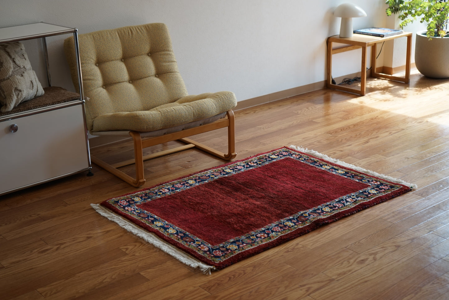 Iran Shiraz Qashqai Gabbeh Rich Red 119.5 × 85 cm