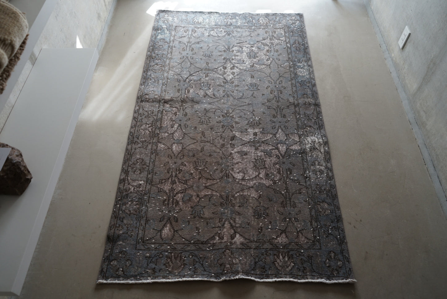 TURKEY OLD CHARCOAL GREY 1970年代 200 × 112 cm No.TR25154