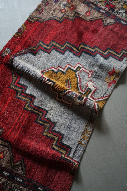 Türkiye Old Isparta Medallion Red , BlueGlay 1970年代 138 × 63 cm No.TR25286