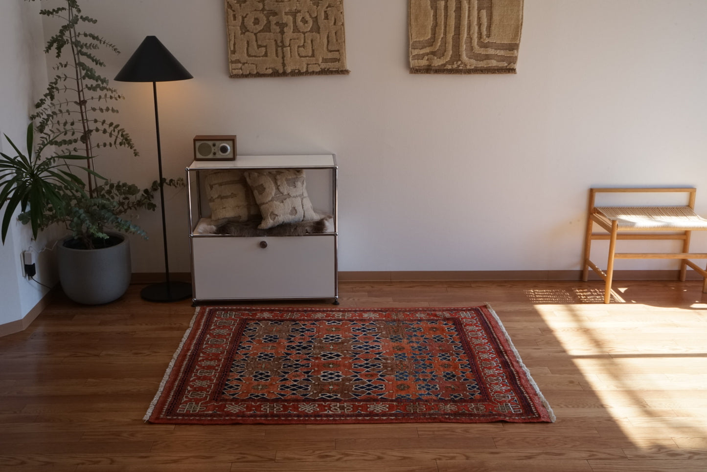 店頭販売 Afghanistan Vintage Baluch Orange Star 1980年代 153 × 124 cm  No.AF2531