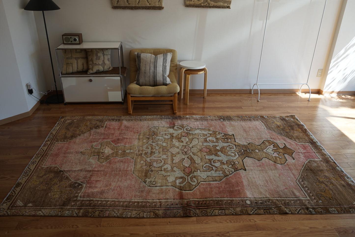 TURKEY OLD OUSHAK SALMON PINK 1970年代 286 × 162 cm No.TR25197