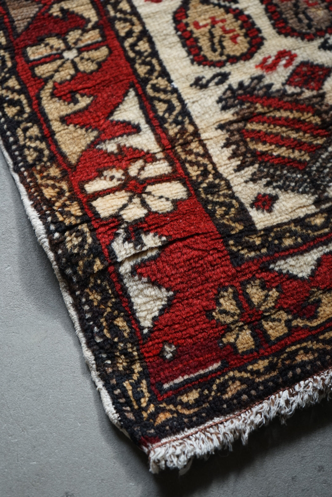 Türkiye Old Anatolia Kid's Prayer rug "Armond" 1960年代 92 × 78 cm No.TR25322