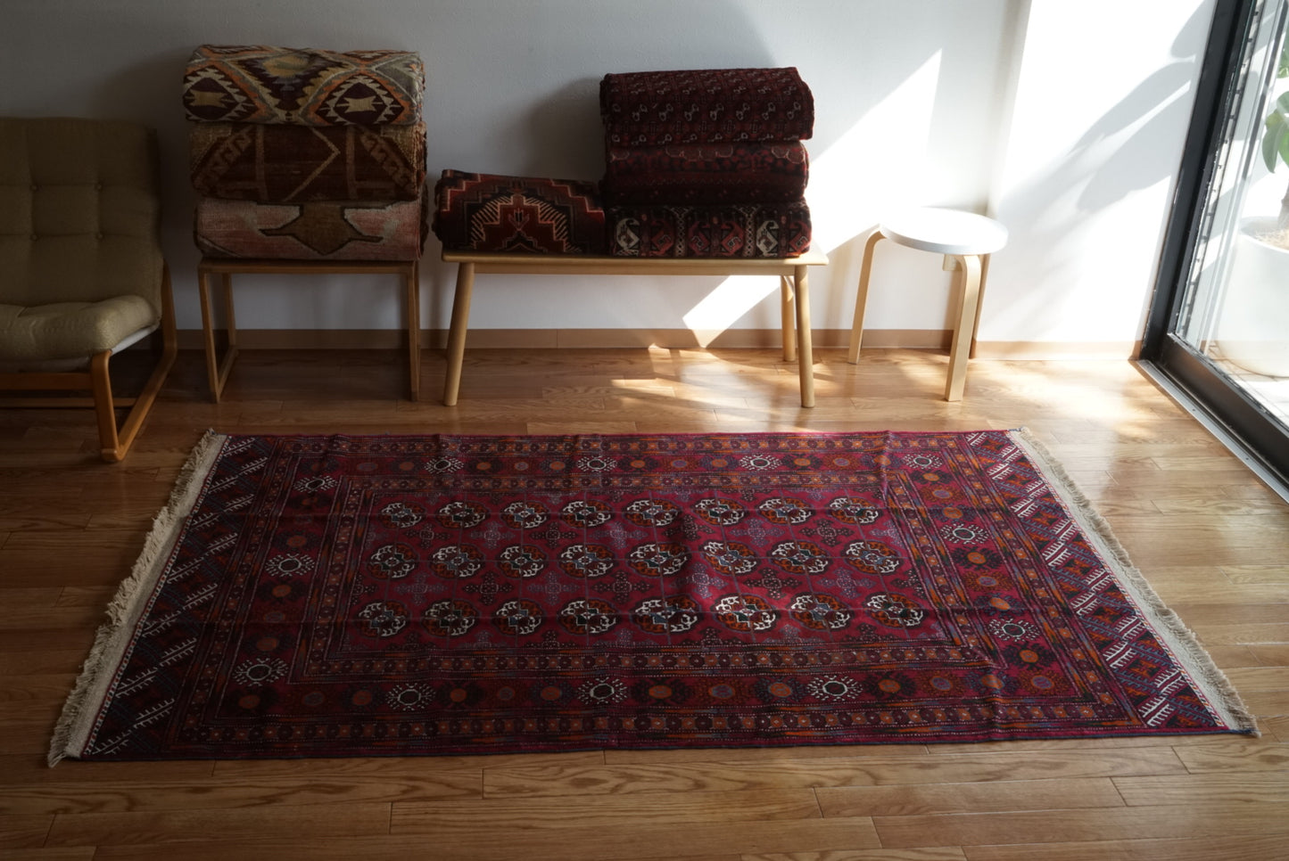 店頭販売 Afghanistan Old Turkmen Cassis 1970年代 210 × 123.5 cm  No.AF2537 / 国内送料無料・羊毛手織り絨毯