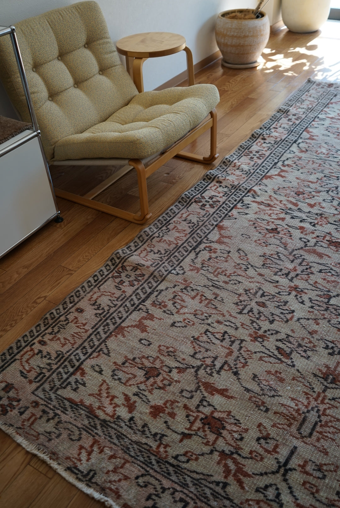Türkiye Old Kayseri Olive , Beige Flower 1970年代 270 × 169 cm No.TR25389