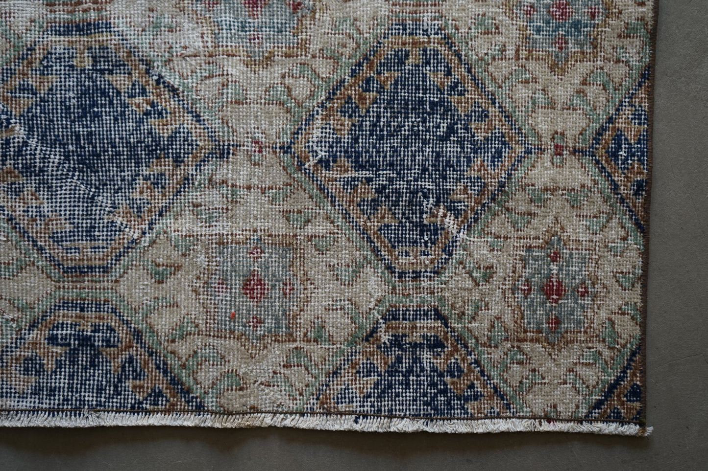 TURKEY VINTAGE ISPARTA 1980年代 125 × 80 cm No.TR25196