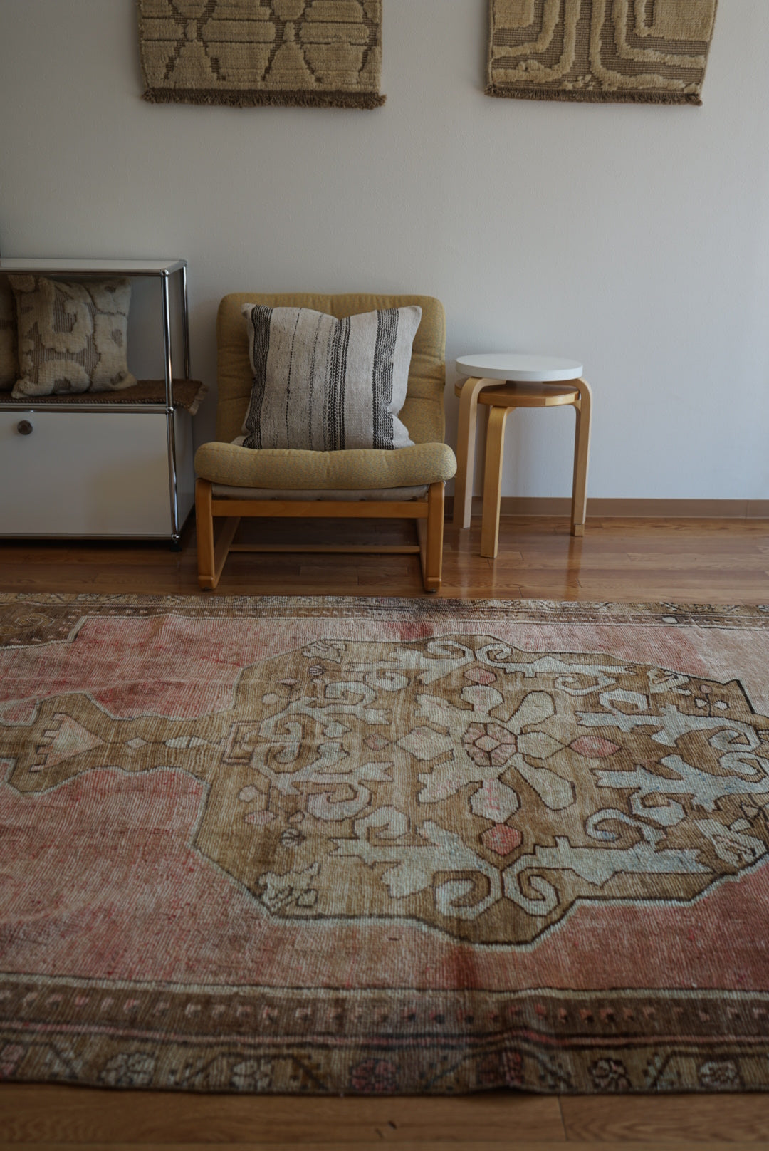 TURKEY OLD OUSHAK SALMON PINK 1970年代 286 × 162 cm No.TR25197