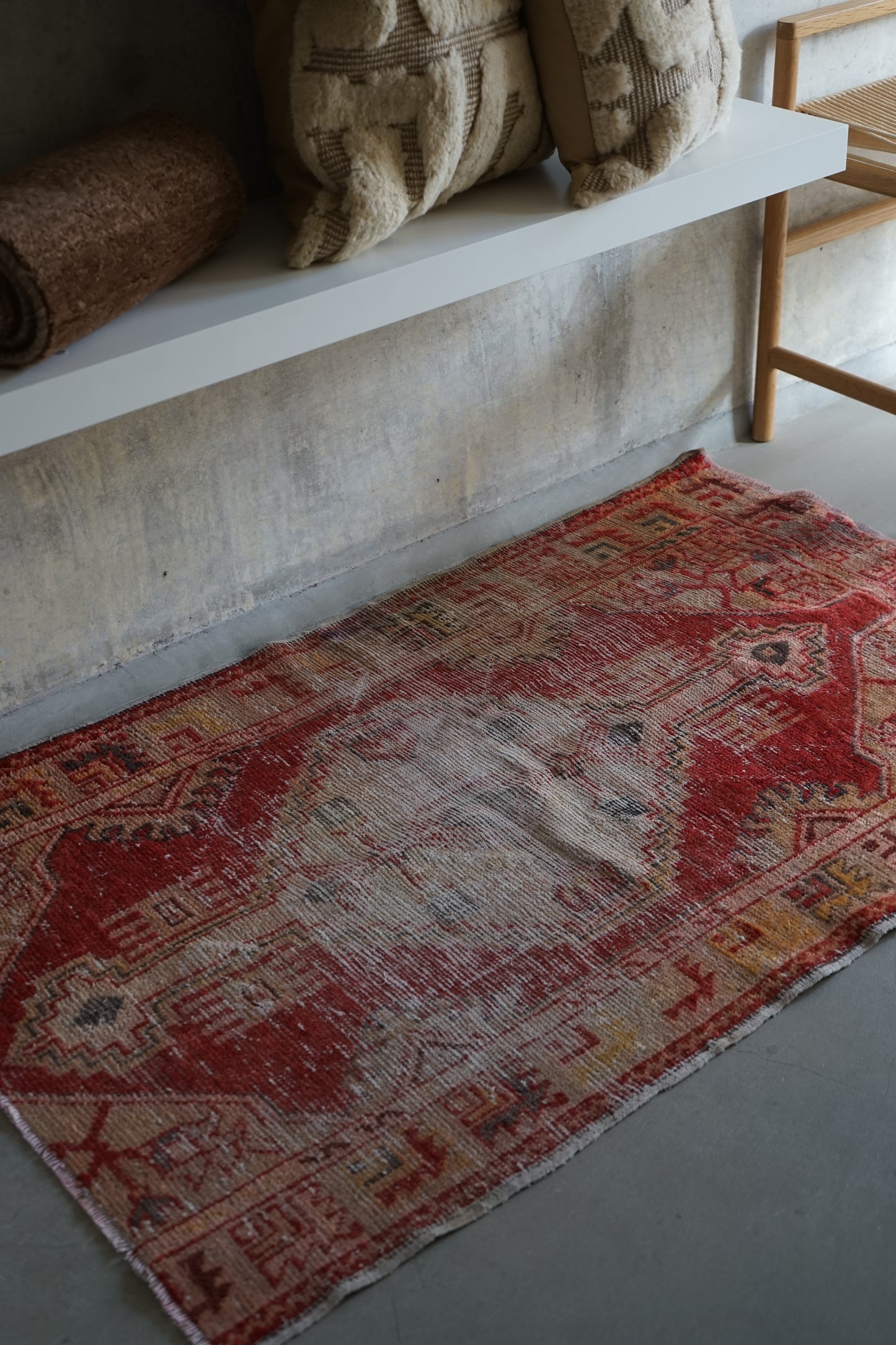 TURKEY VINTAGE SMALL RUG ANATORIA RED 114 × 94 cm No.TR25189