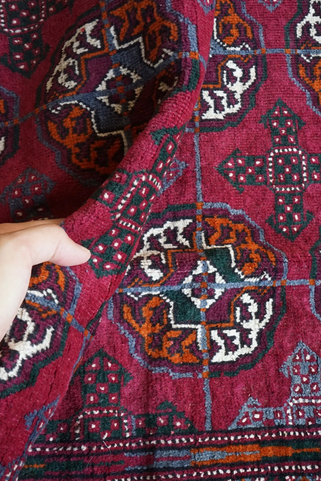 店頭販売 Afghanistan Old Turkmen Cassis 1970年代 210 × 123.5 cm  No.AF2537 / 国内送料無料・羊毛手織り絨毯